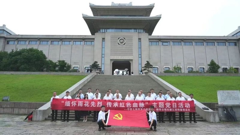 在当今数字化时代,选择一款适合的广告设计软件对于提升品牌形象至关重要。今天我们就来聊聊几款流行的广告设计工具,并分享一些使用心得。